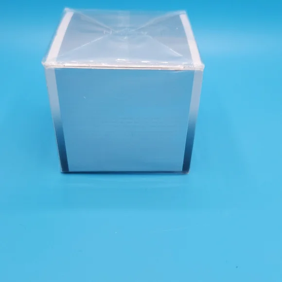 Anti aging skincare lot - Picture 14 of 15